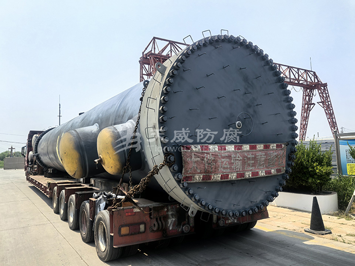 150噸換熱設(shè)備防腐后出廠